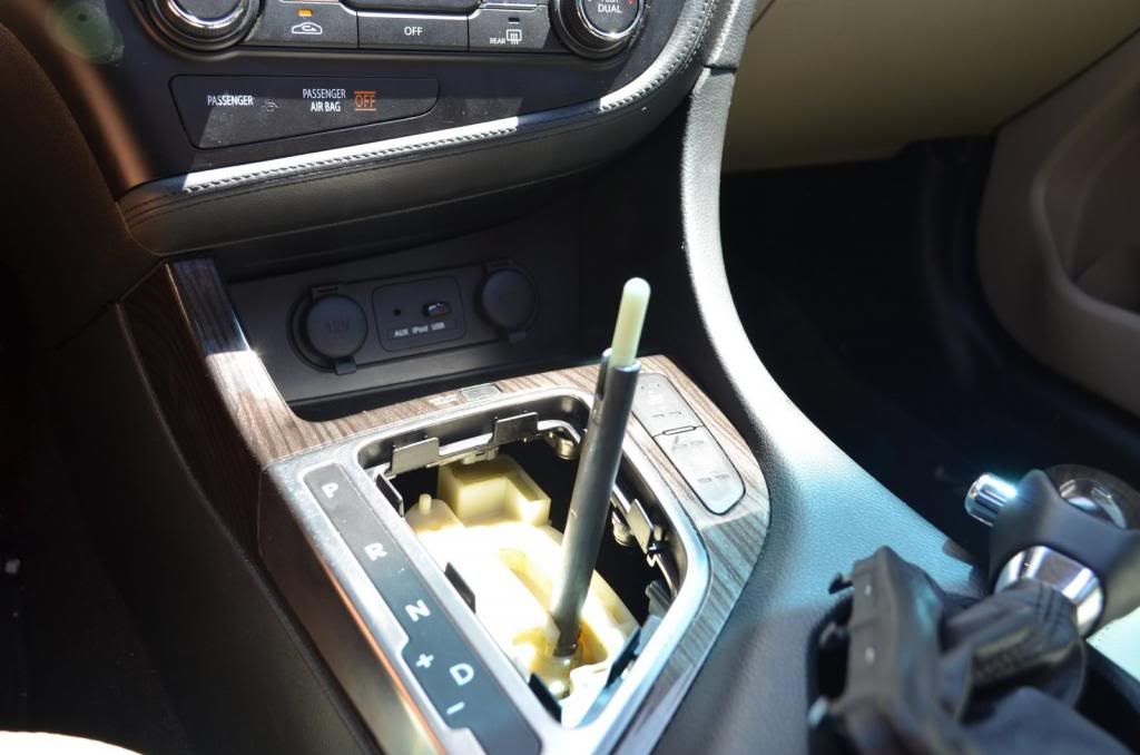 [DIY] HOW to remove Center Console